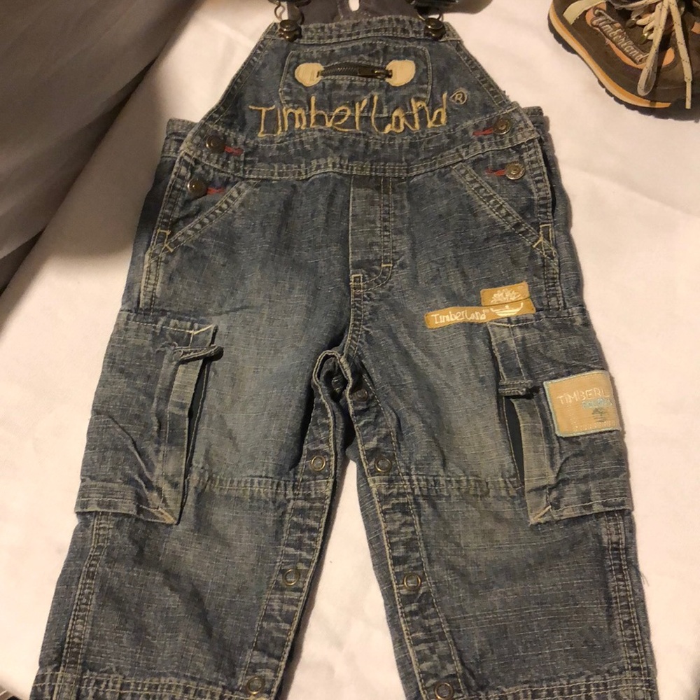 Bundle of 4 pairs of timberlands and 1 overall 🔥 - Picture 6 of 8